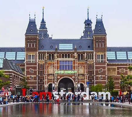 船上ホテル Heerlijke Houseboat 