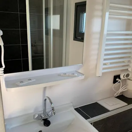 Winter At Our Comfi Houseboat 