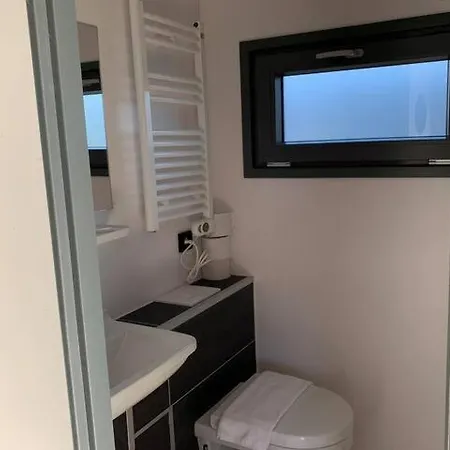 Winter At Our Comfi Houseboat 