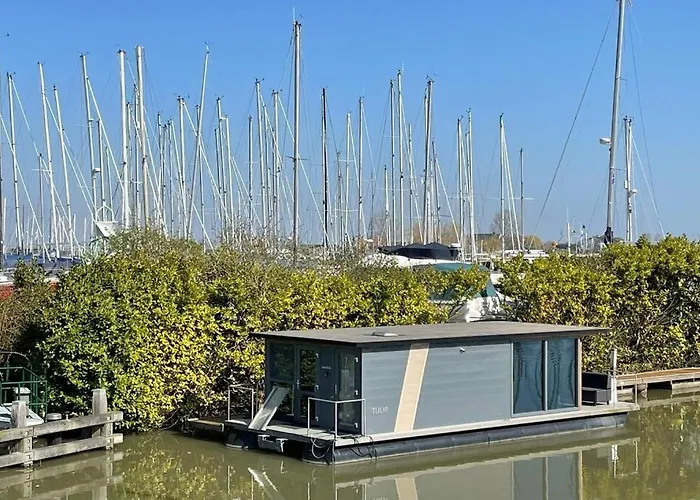 Båthotell Heerlijke Houseboat 